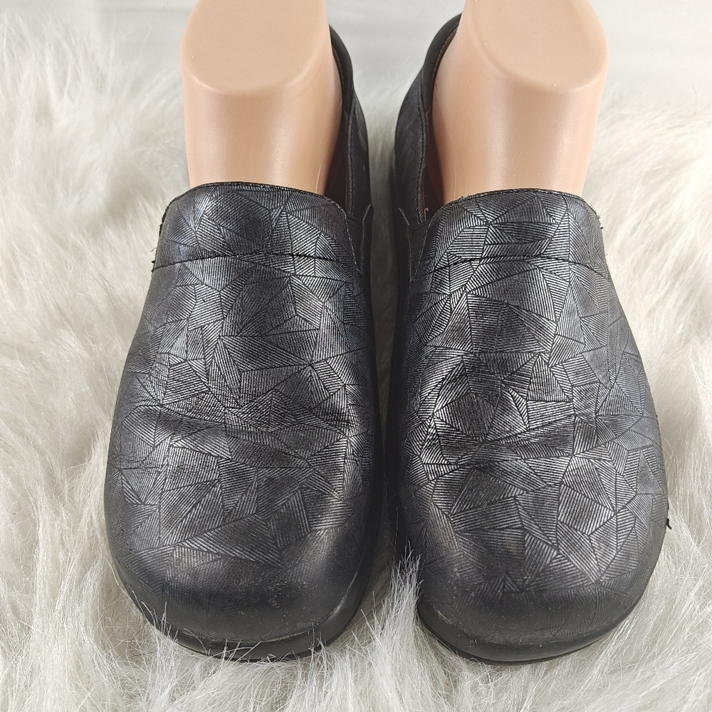 Alegria by PG LITE LEATHER Clogs Slip  Resistant siz 8.5